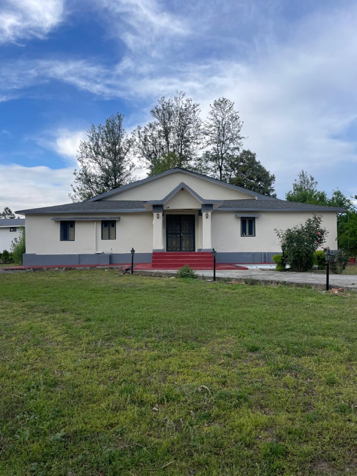 Doi Stays Dak Bungalow - Heritage British-era bungalow in Kumaon