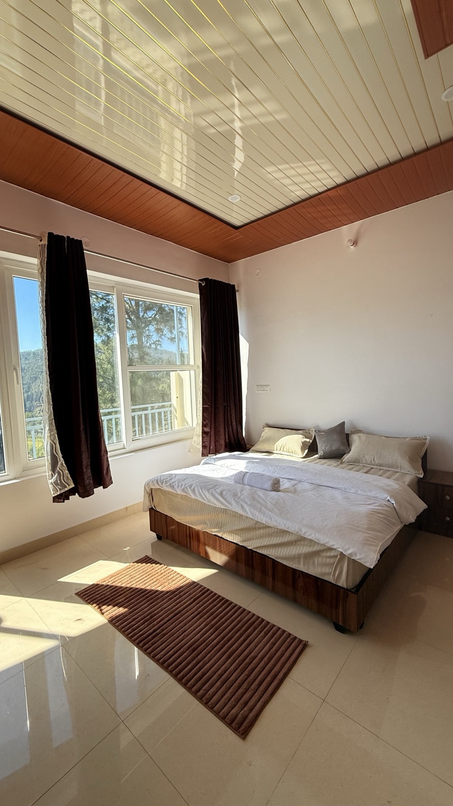 Room with valley view